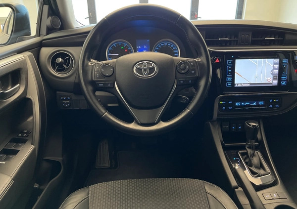 Toyota Corolla cena 64900 przebieg: 149200, rok produkcji 2017 z Pilica małe 22